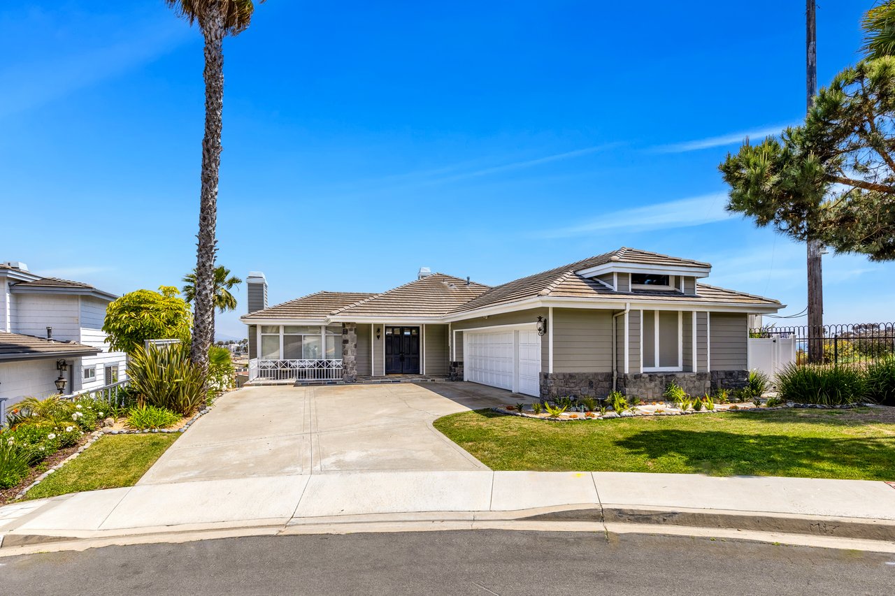 Luxury Rental Minutes from Doheny Beach