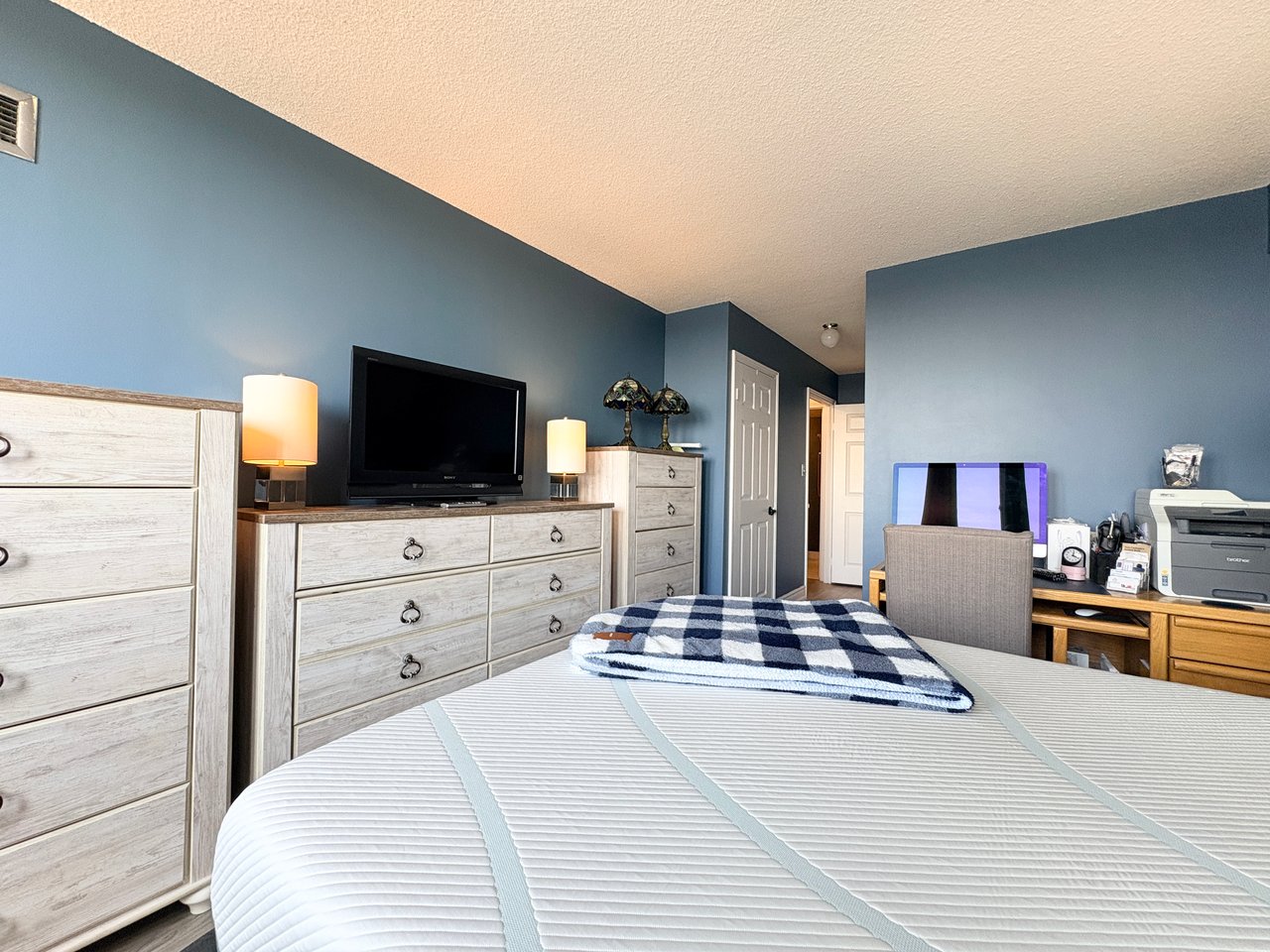 1001 Cedarglen Gate #522