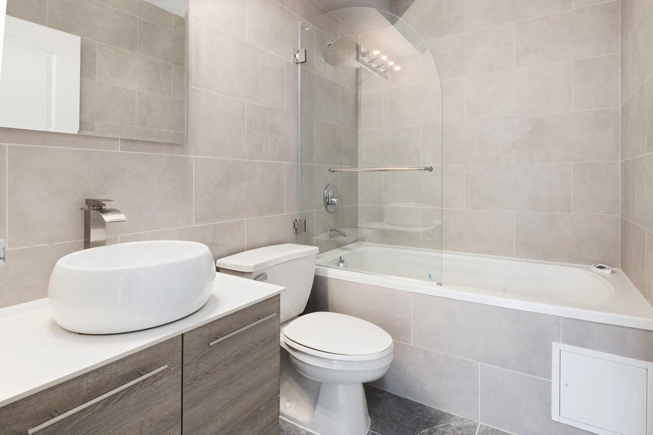 24 East 7th Street, 6C