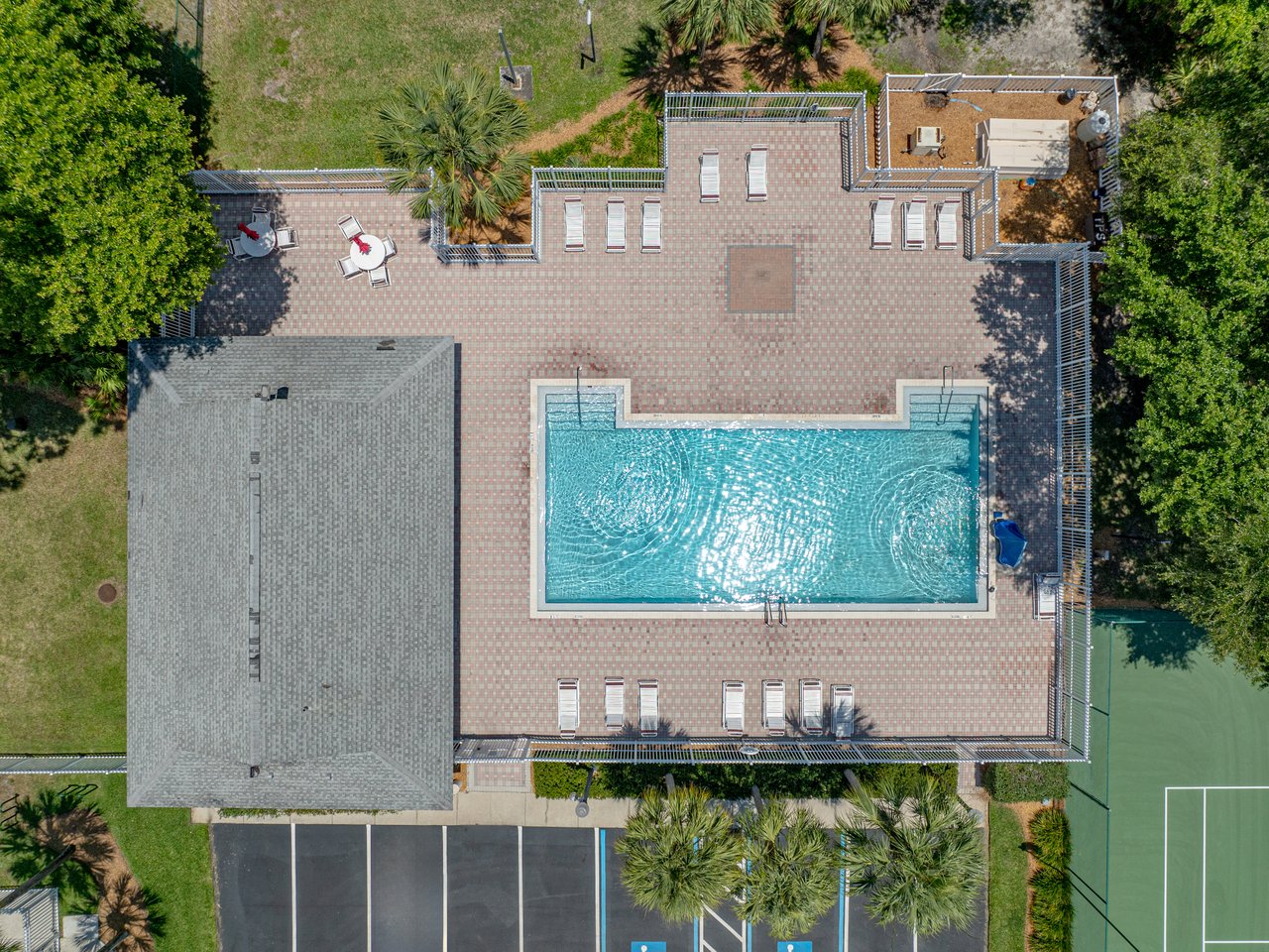 5137 NEW BRITTANY LN