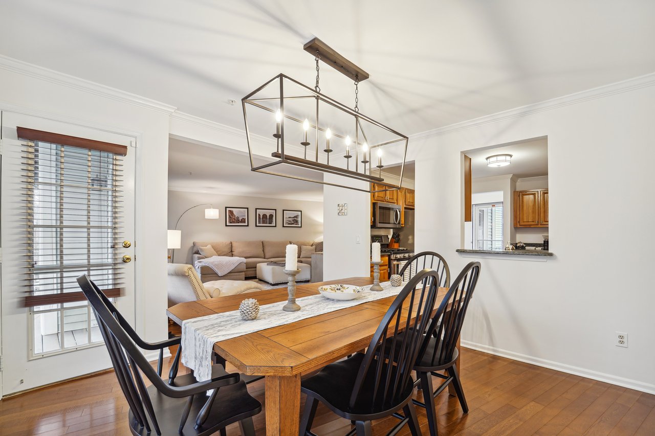 162 Riveredge Dr 162