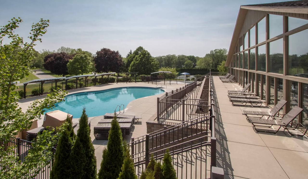 158 Abbey Springs Dr