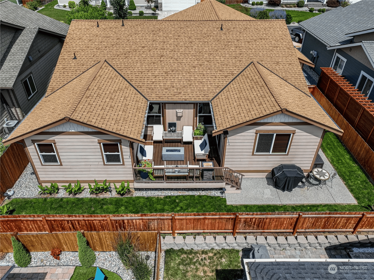 393 Ridgewood Dr