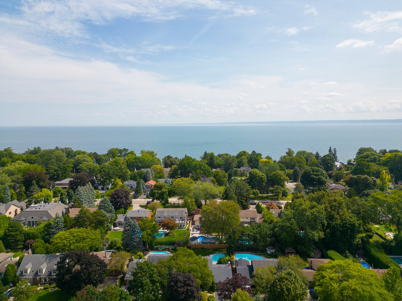 4456 Hawthorne Drive, Burlington, ON L7L 1G5