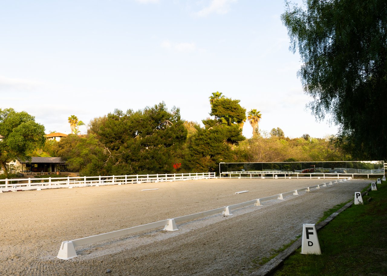 7017 Via Mariposa Sur