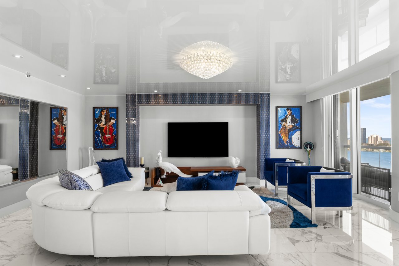 2600 Island Blvd # 2603