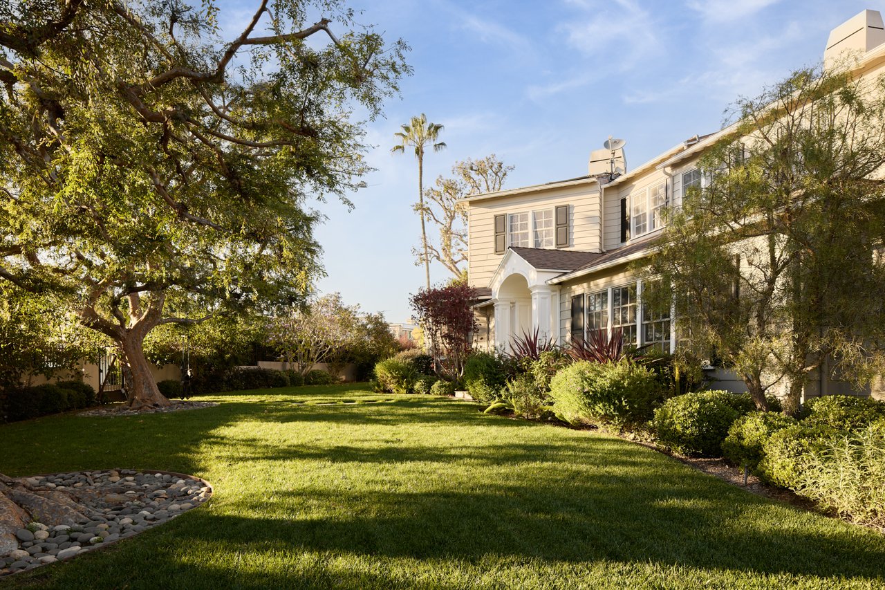 360 S Anita Ave, Brentwood 