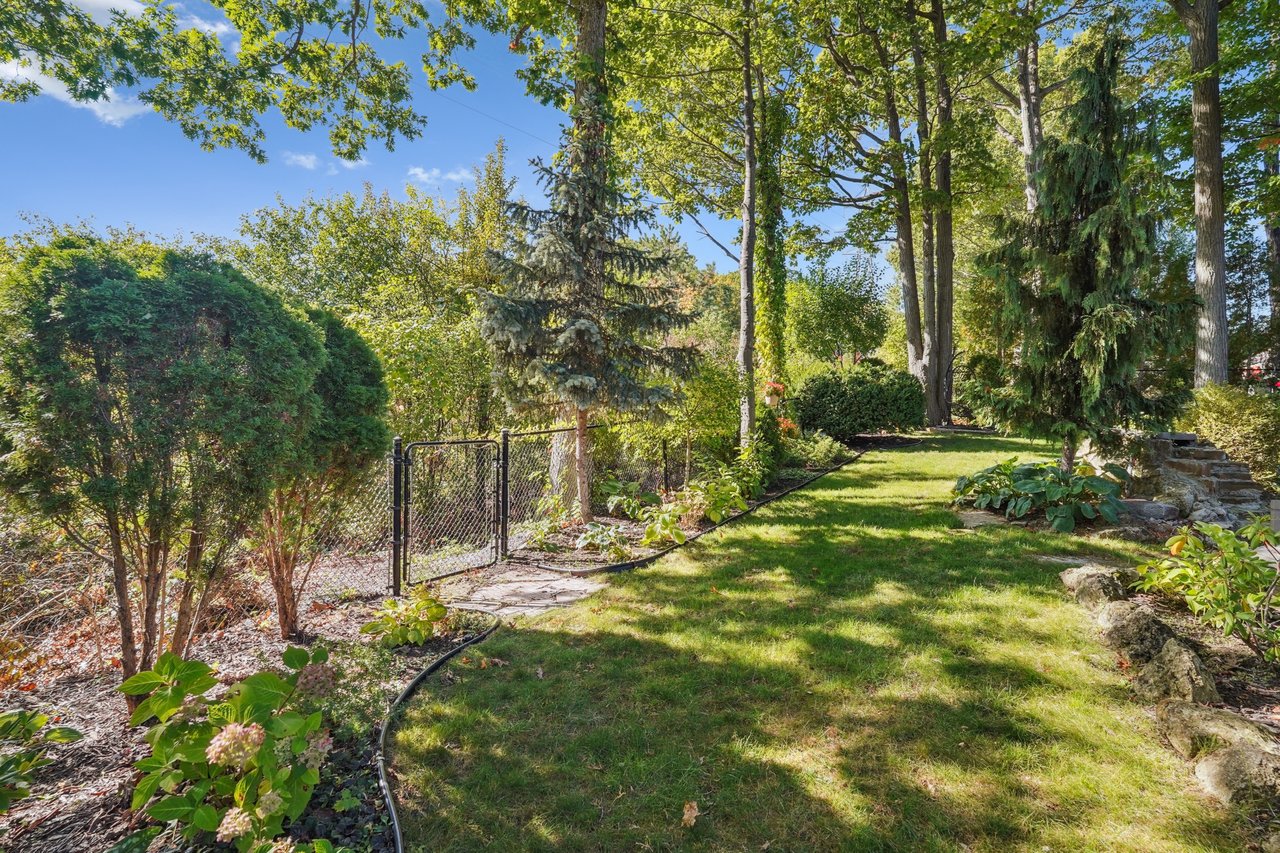 A Lifestyle Retreat in Prestigious Tyandaga Woods