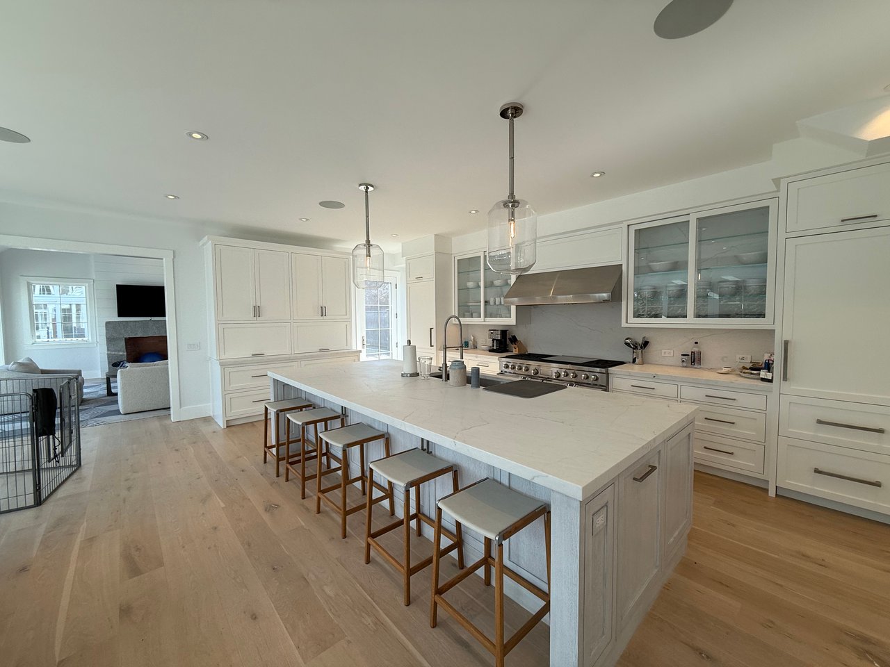 30 Pierce Ln