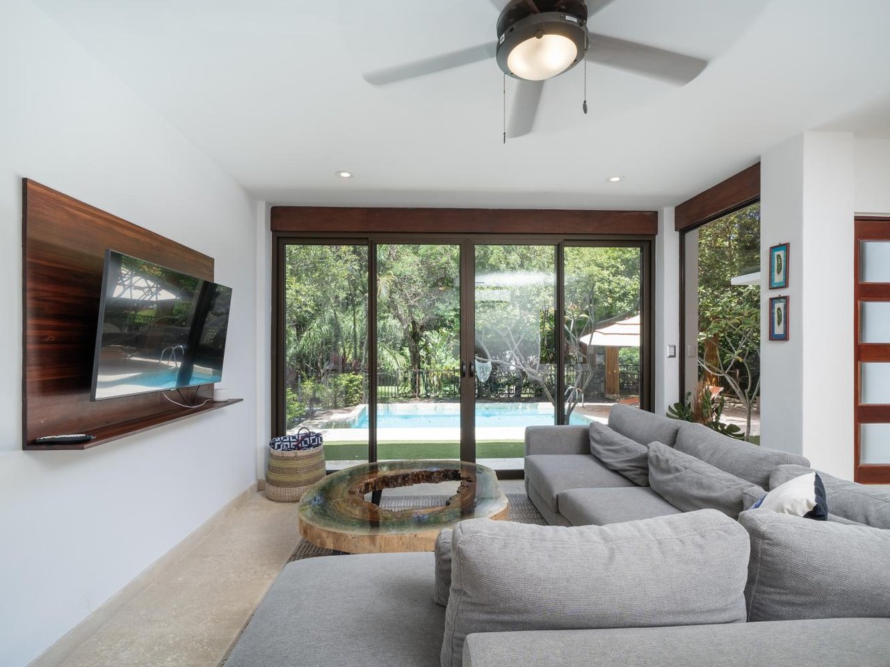 Casa Plumeria | Modern Elegance and Tropical Tranquility Near Tamarindo