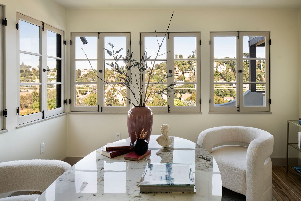 Vacant Trophy Silverlake Triplex With Reservoir Views