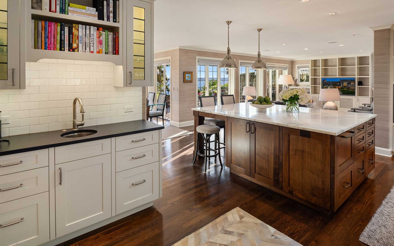 Historic Waterfront Estate in Magnolia