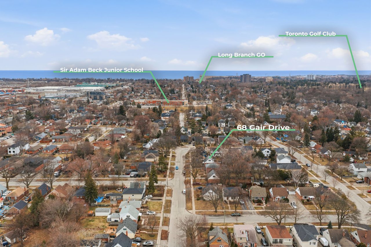 68 Gair Dr