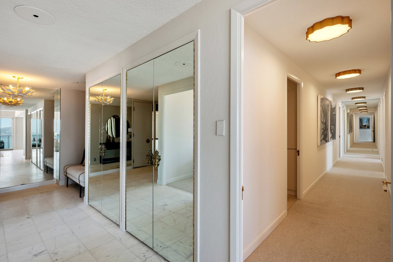Marvelous Mid-Century View Apartment