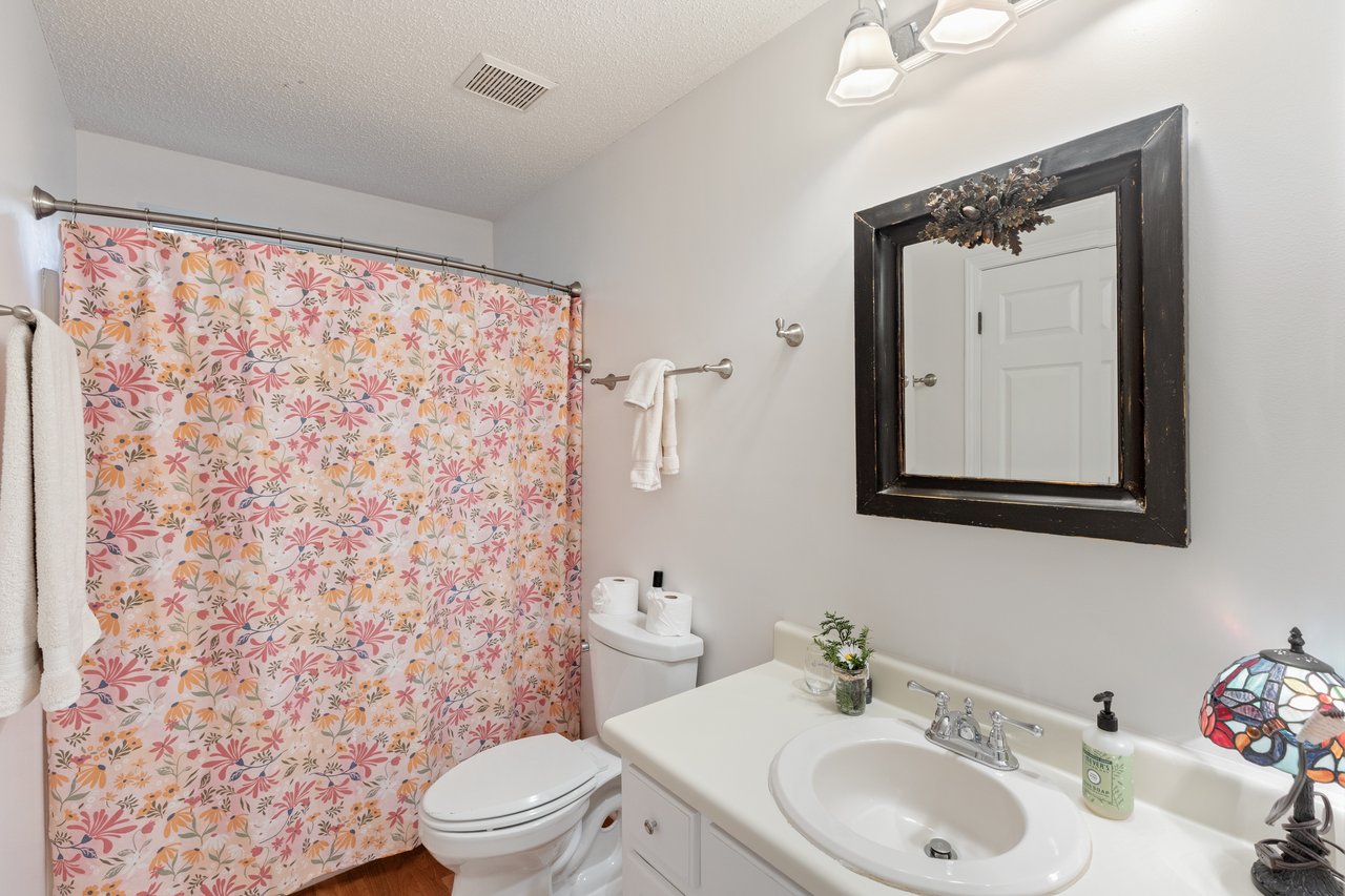 75 Hickory Dr
