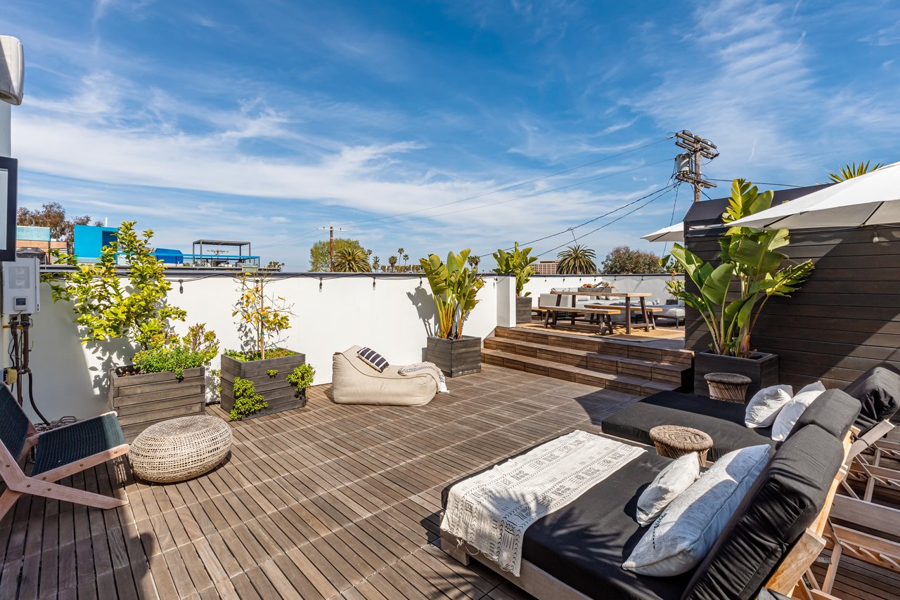 214 S Venice Blvd, Venice 