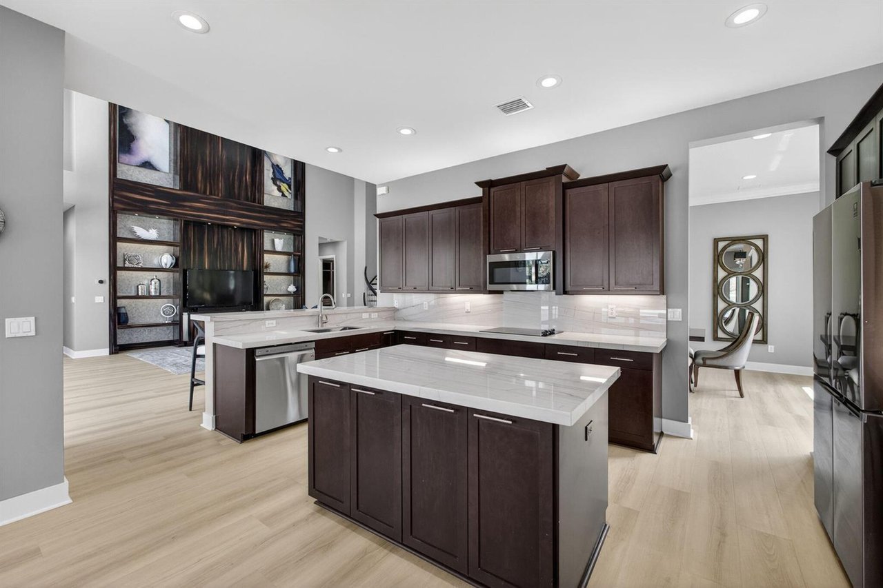 11135 Lynwood Palm Way
