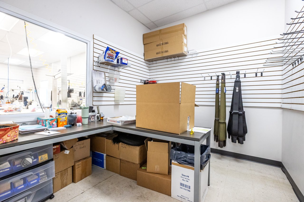 Why Light Industrial and Contractor-Based Businesses Are Driving Demand for Industrial Space in Sheridan