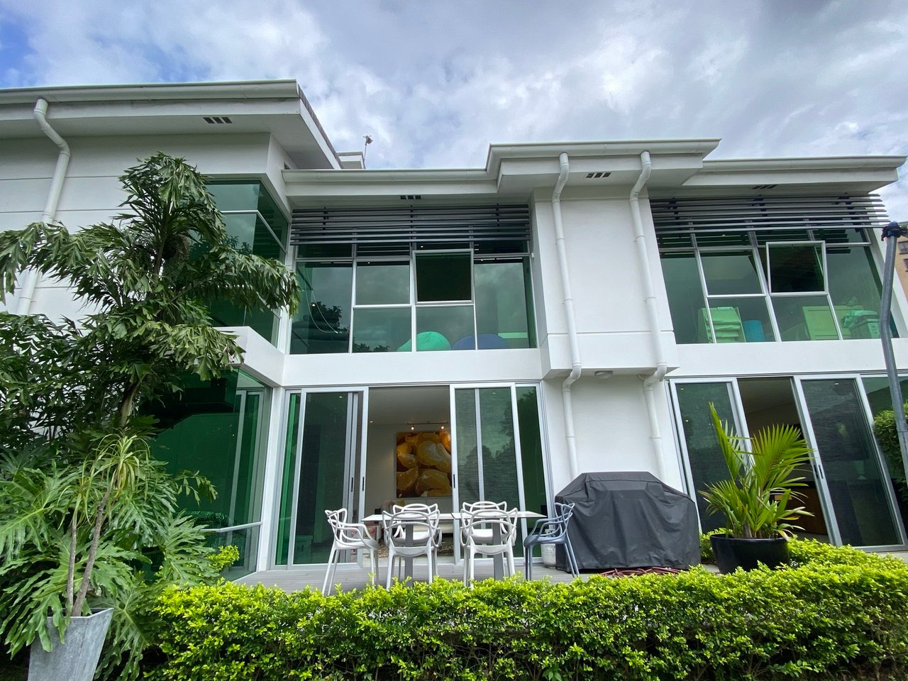 Minimalist Townhouse Garden View, Escazu, San Jose