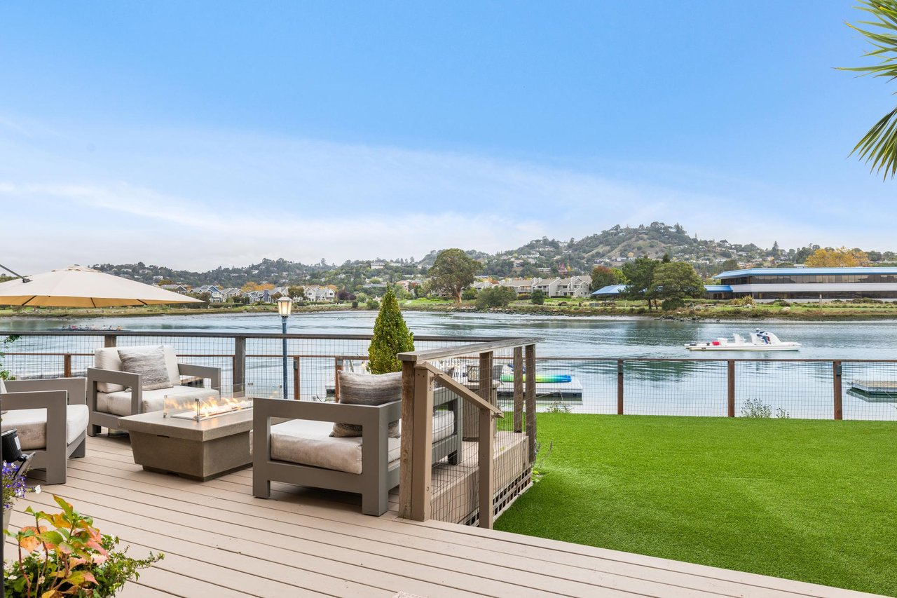 Luxurious Waterfront Home in Larkspur Marina