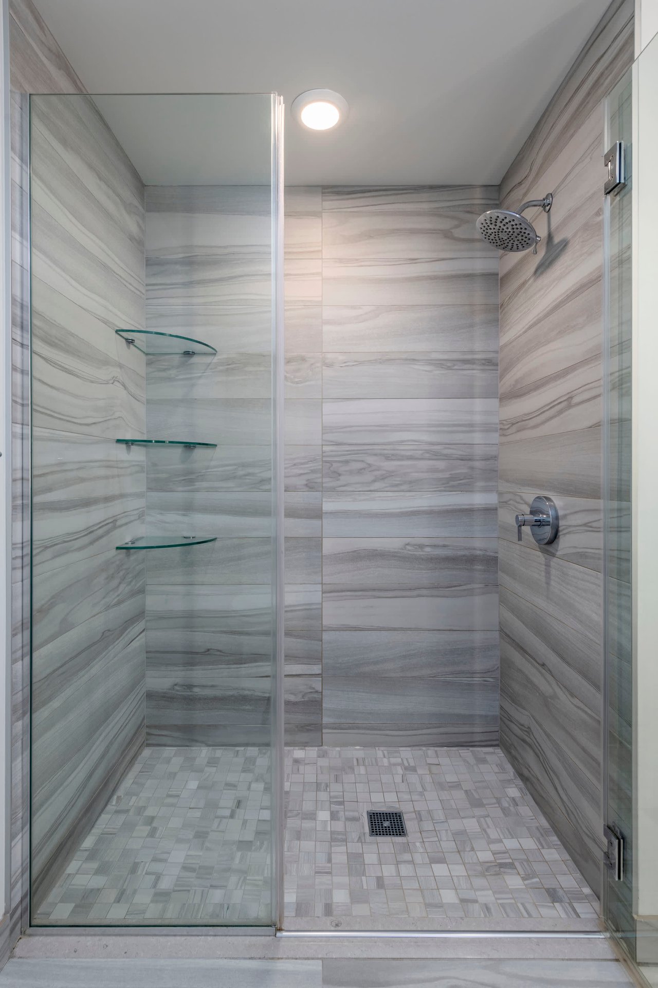 318 Main Street Unit: 2E