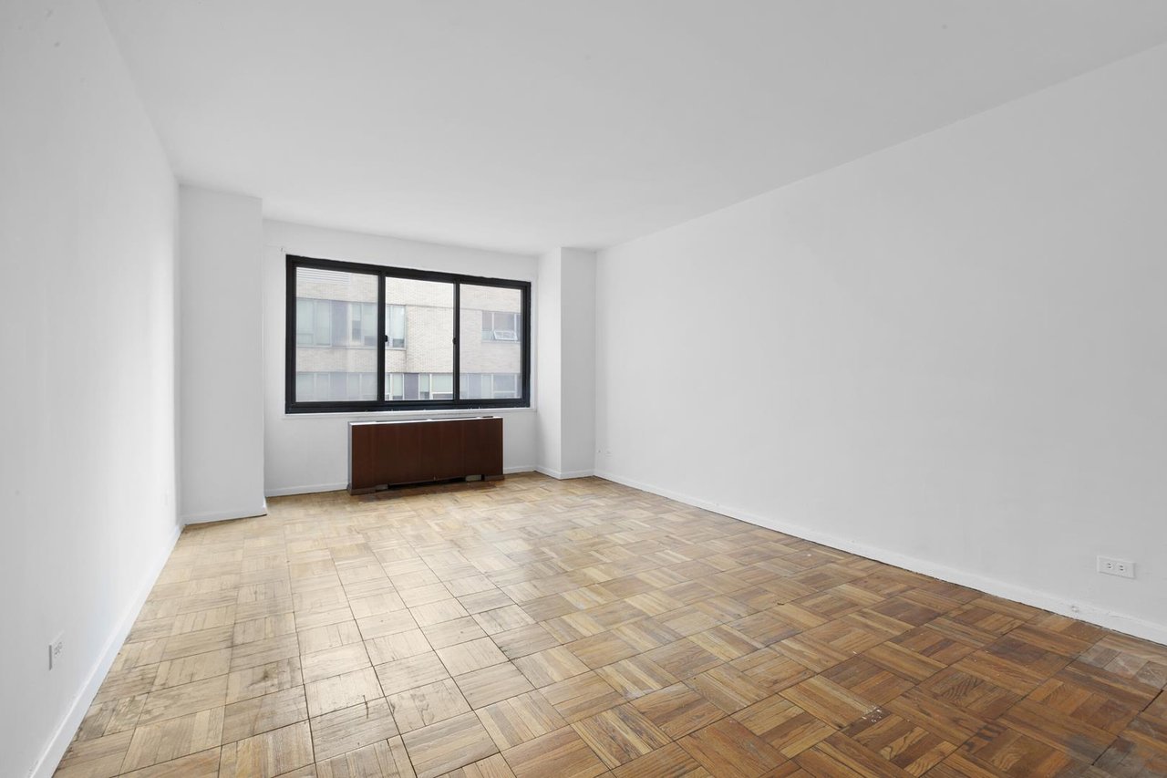 530 East 72nd Street, Apt 5-A