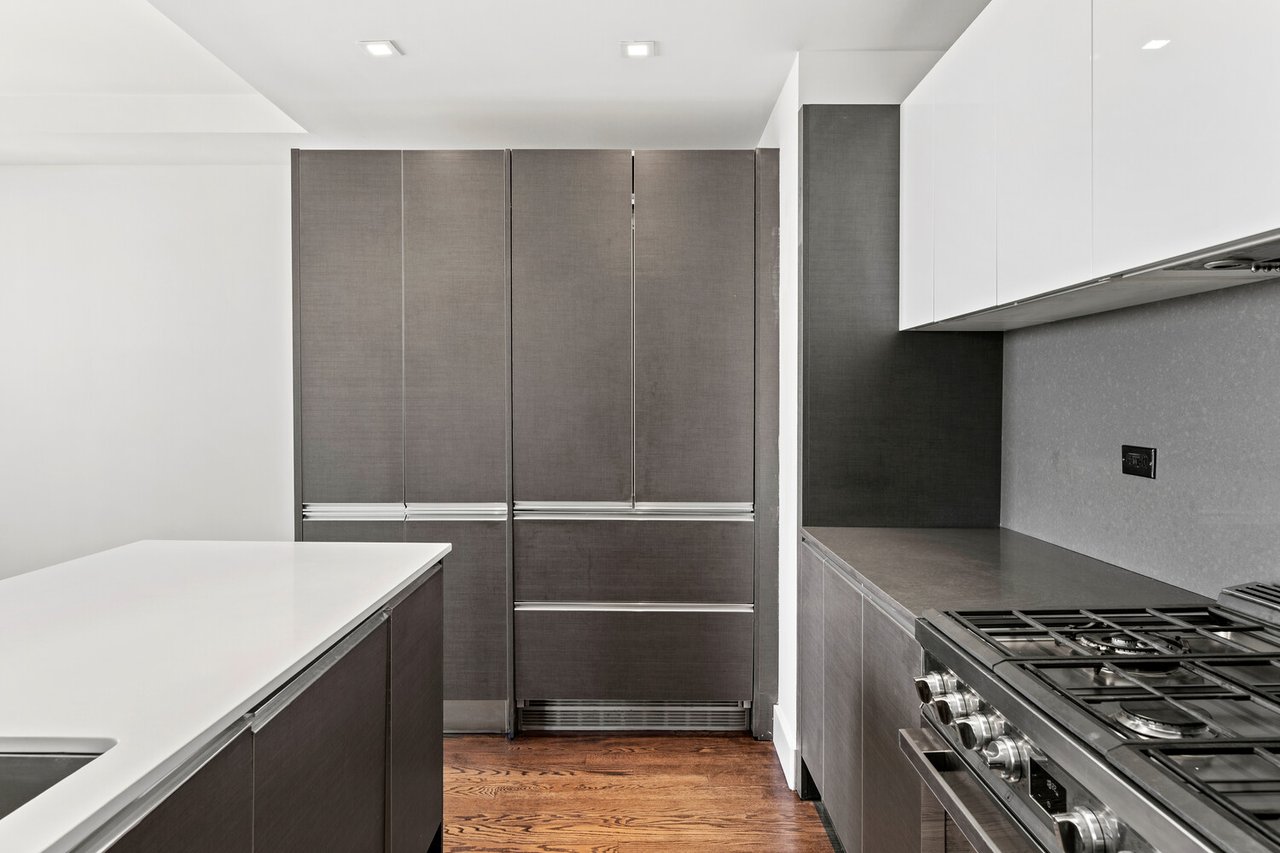 666 West End Avenue, Apt 19CG