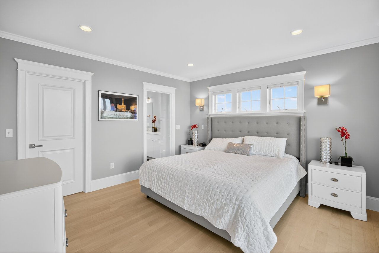 Private Beachfront Residence on Cape Cod Bay