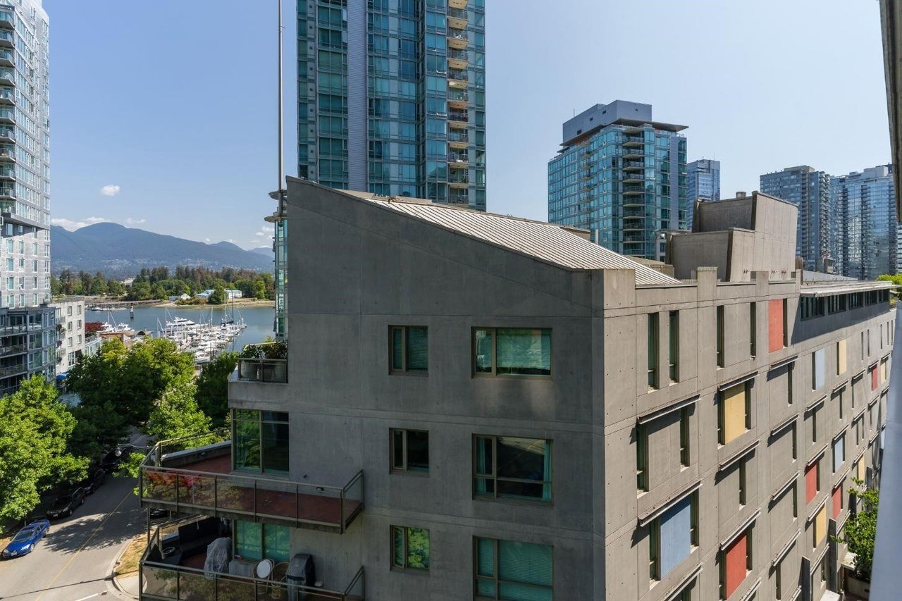 1499 W Pender St, #601