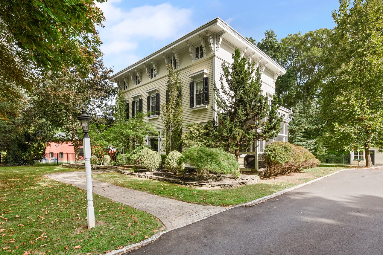 45 Bordentown Crosswicks Rd