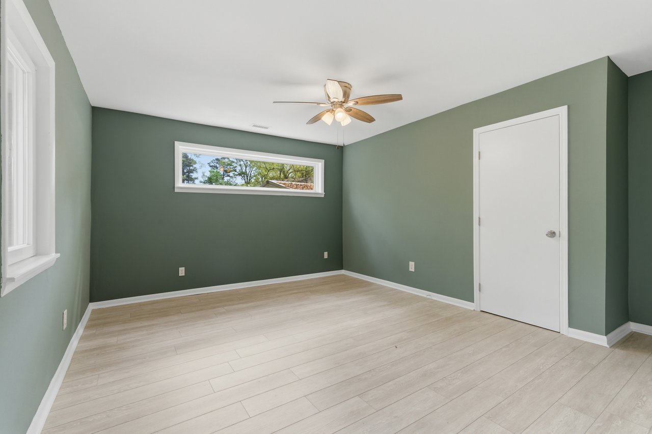 Updated 4BR Near Bridge Street