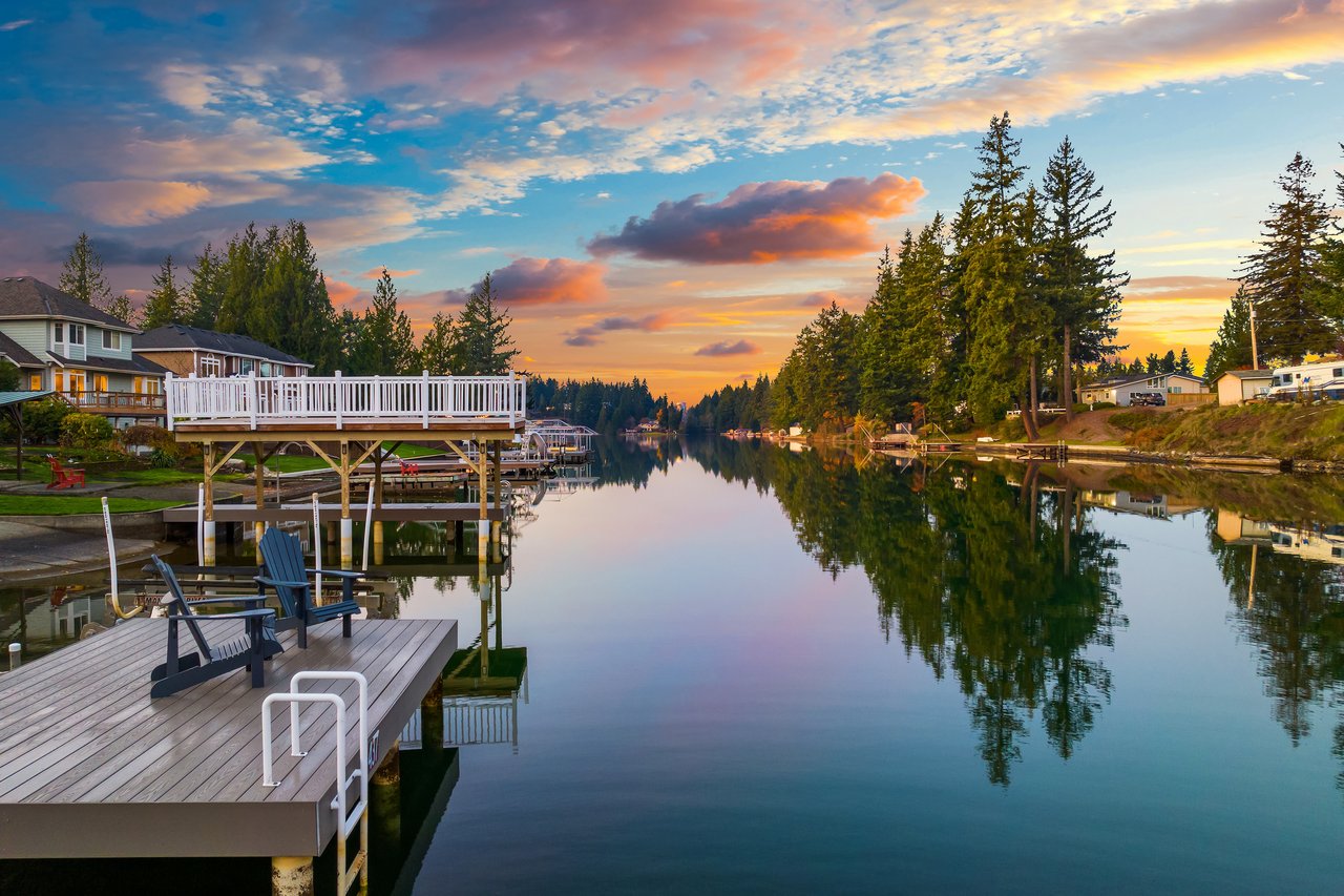 Lake Tapps Demographics and Community Overview