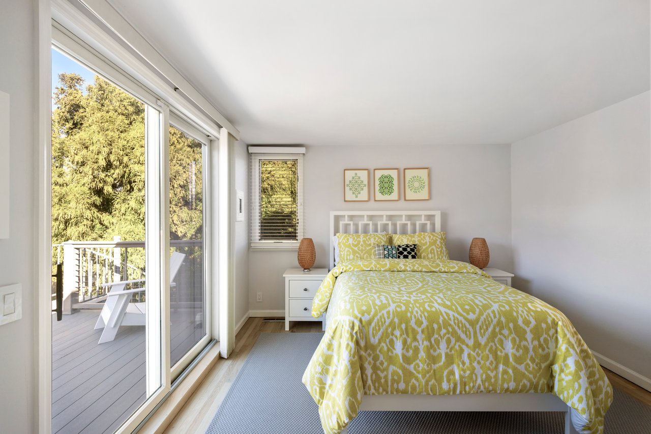 141 Old House Landing Road, East Hampton