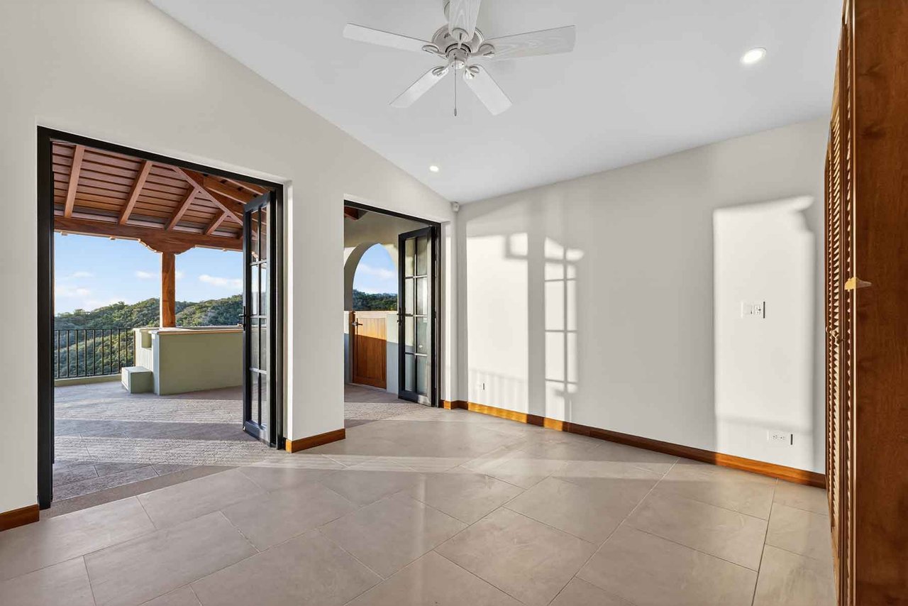 Los Altos 301 | Ocean-View Luxury Residence with Private Plunge Pool in Las Catalinas