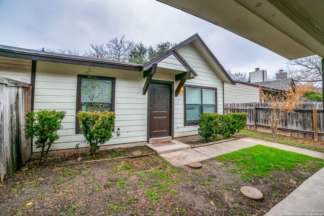 6847 Arbor Springs Dr