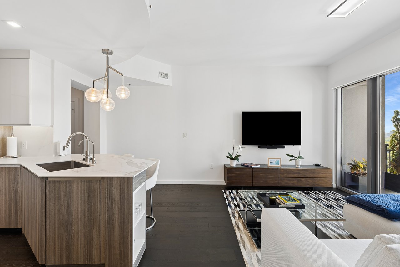 222 12th Street NE Unit 2105