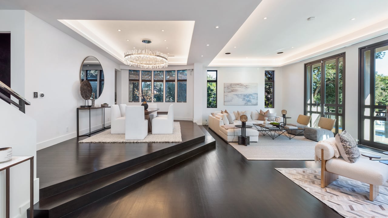 145 Channel Pointe Mall