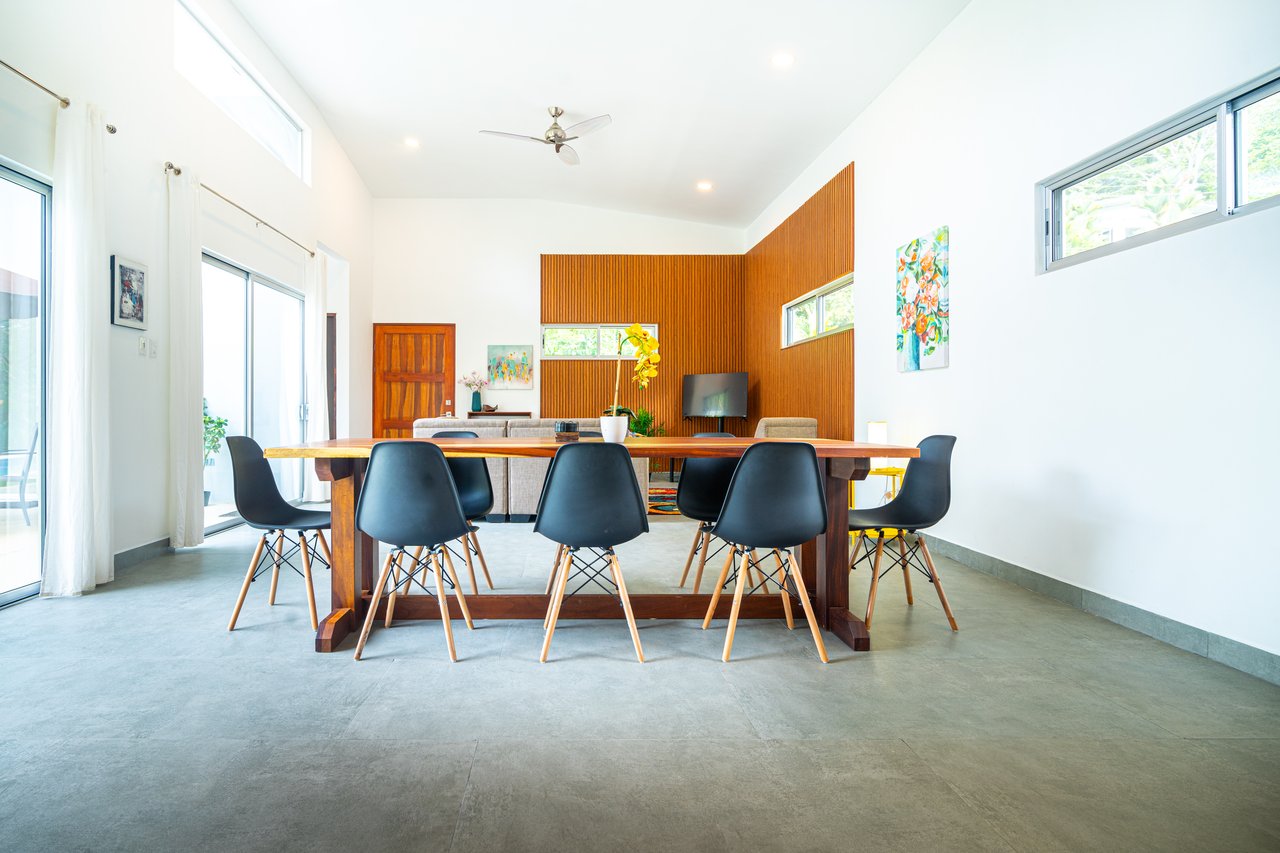 Brand New Home! Nature Lovers Escape by Uvita's Bamboo Forest and Swimming Holes