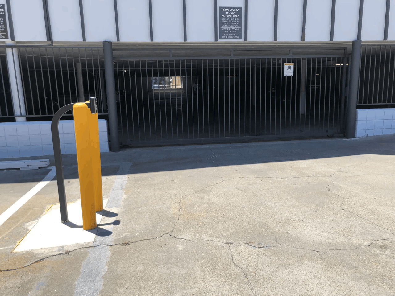 3065 Rosecrans Pl - Loma Starr