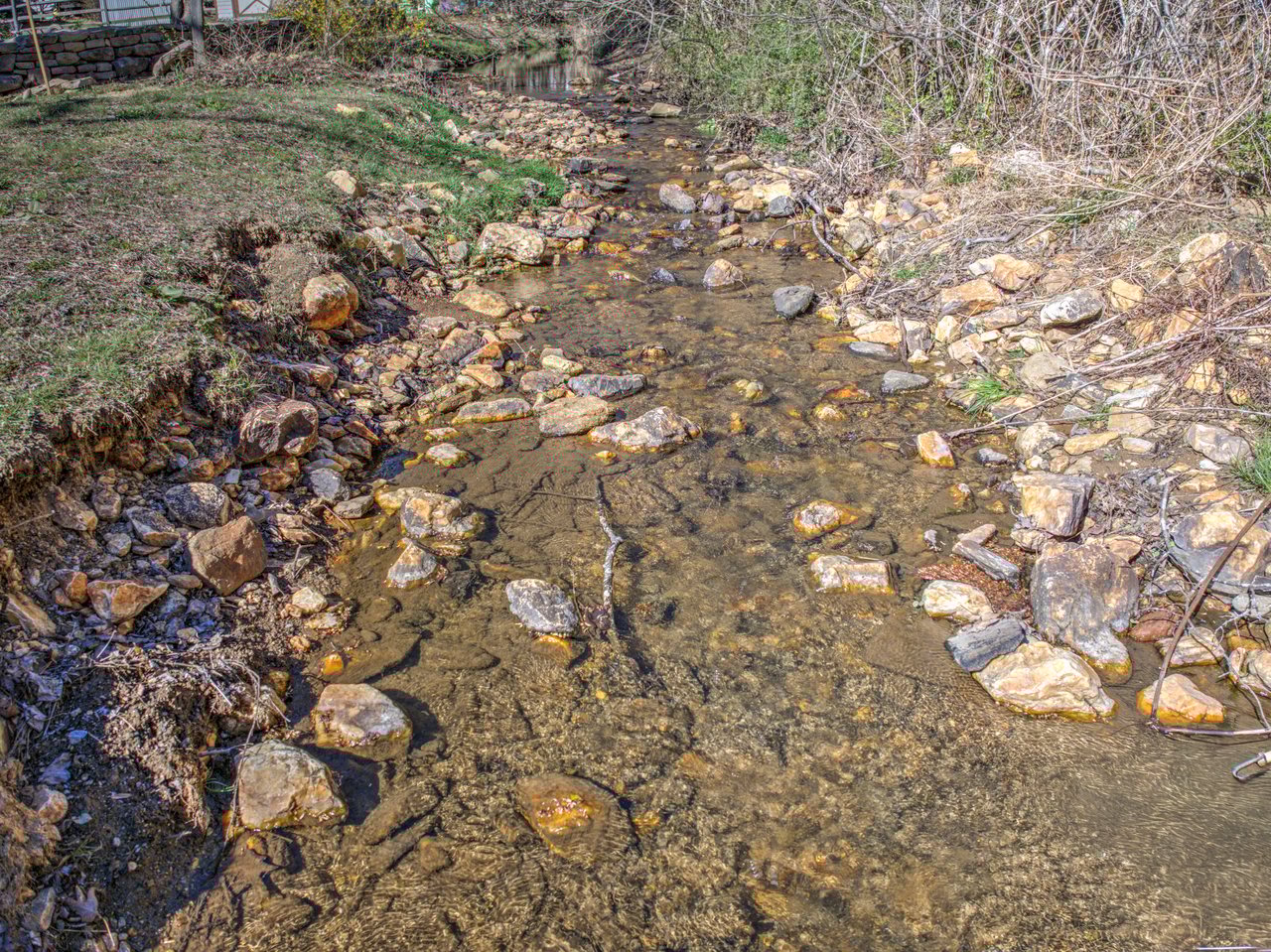 879 New Haw Creek Road