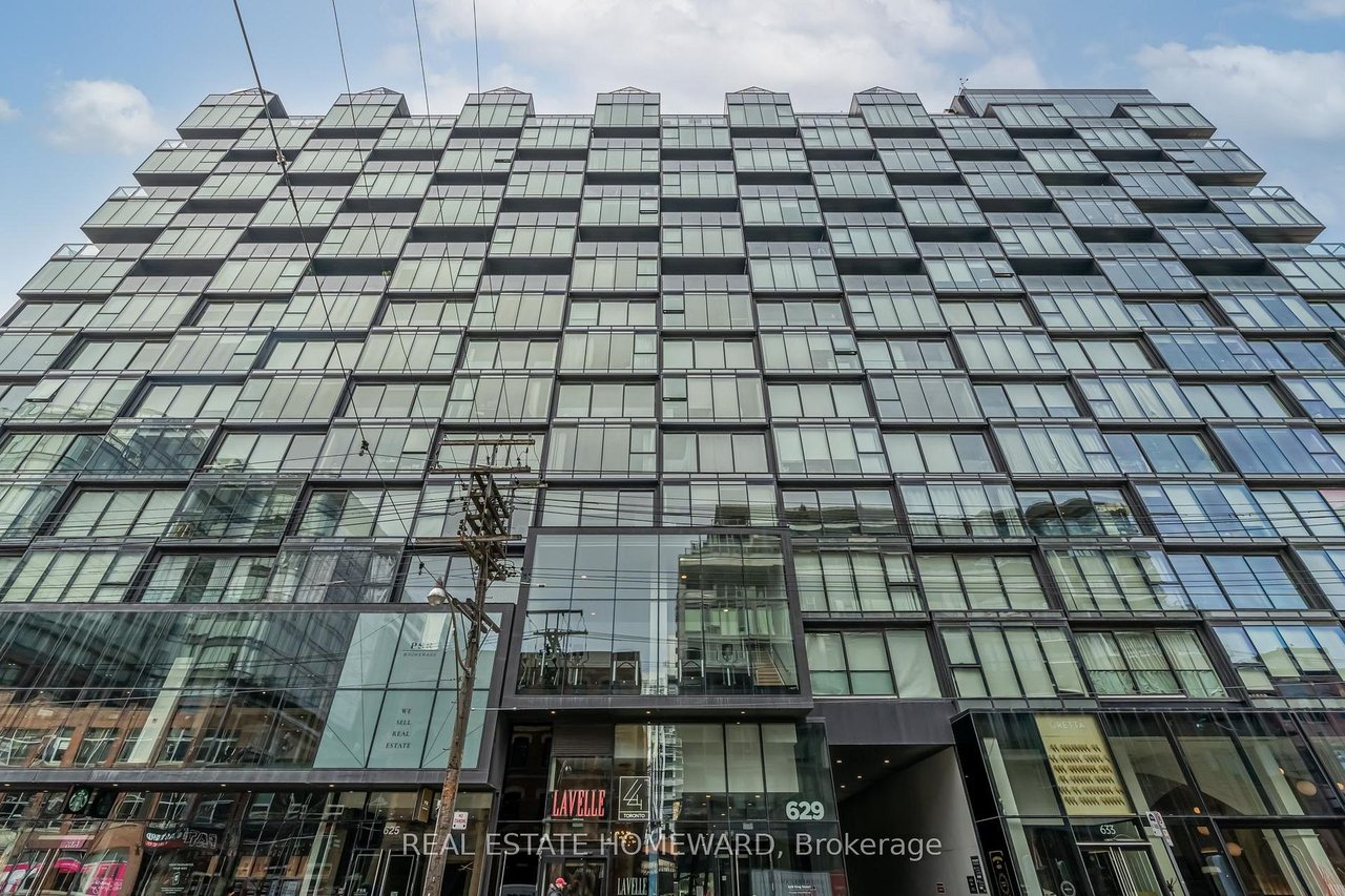 KING WEST LUXURY 
