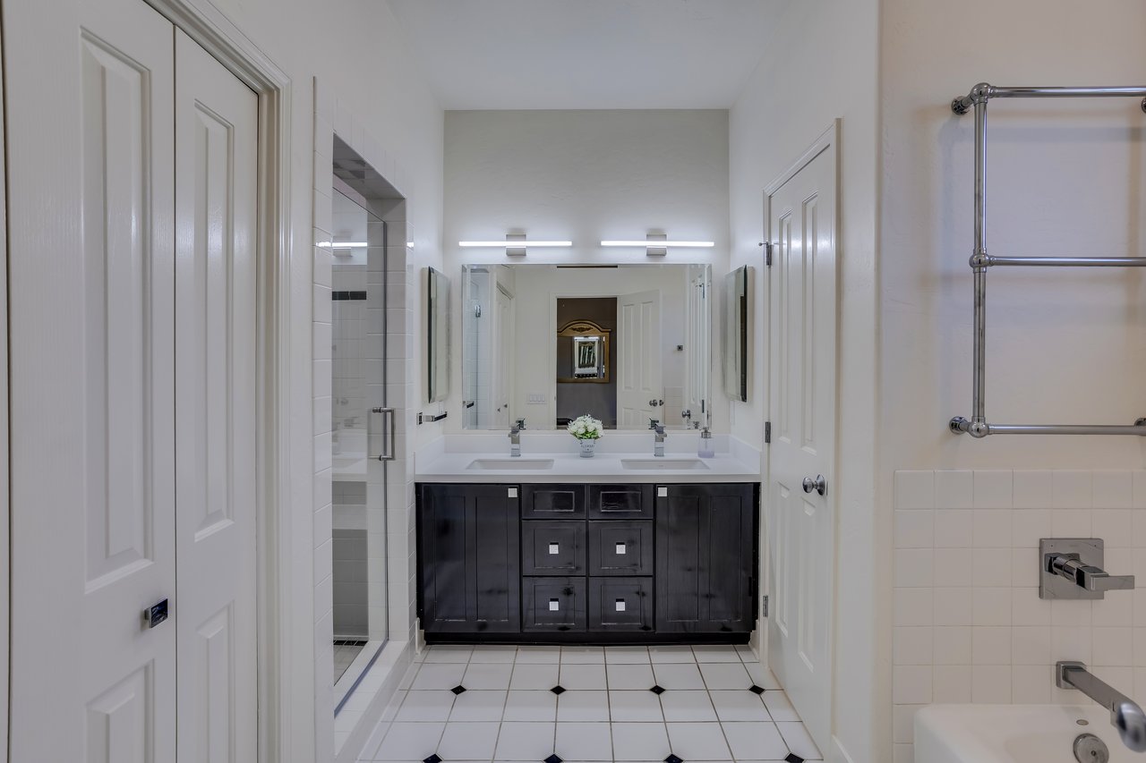Luxury Living in the Heart of Willits