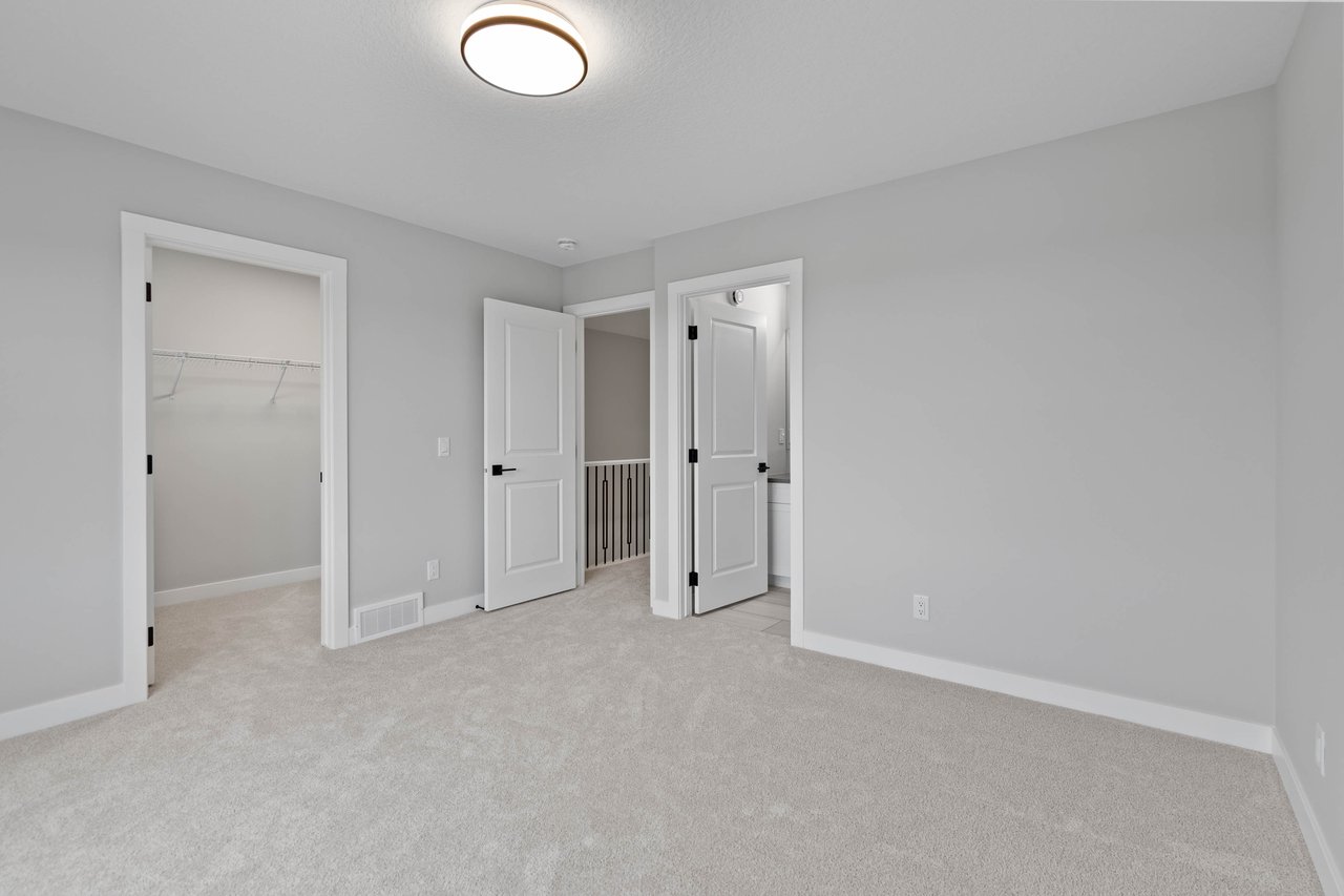 199 Belvedere Crescent SE