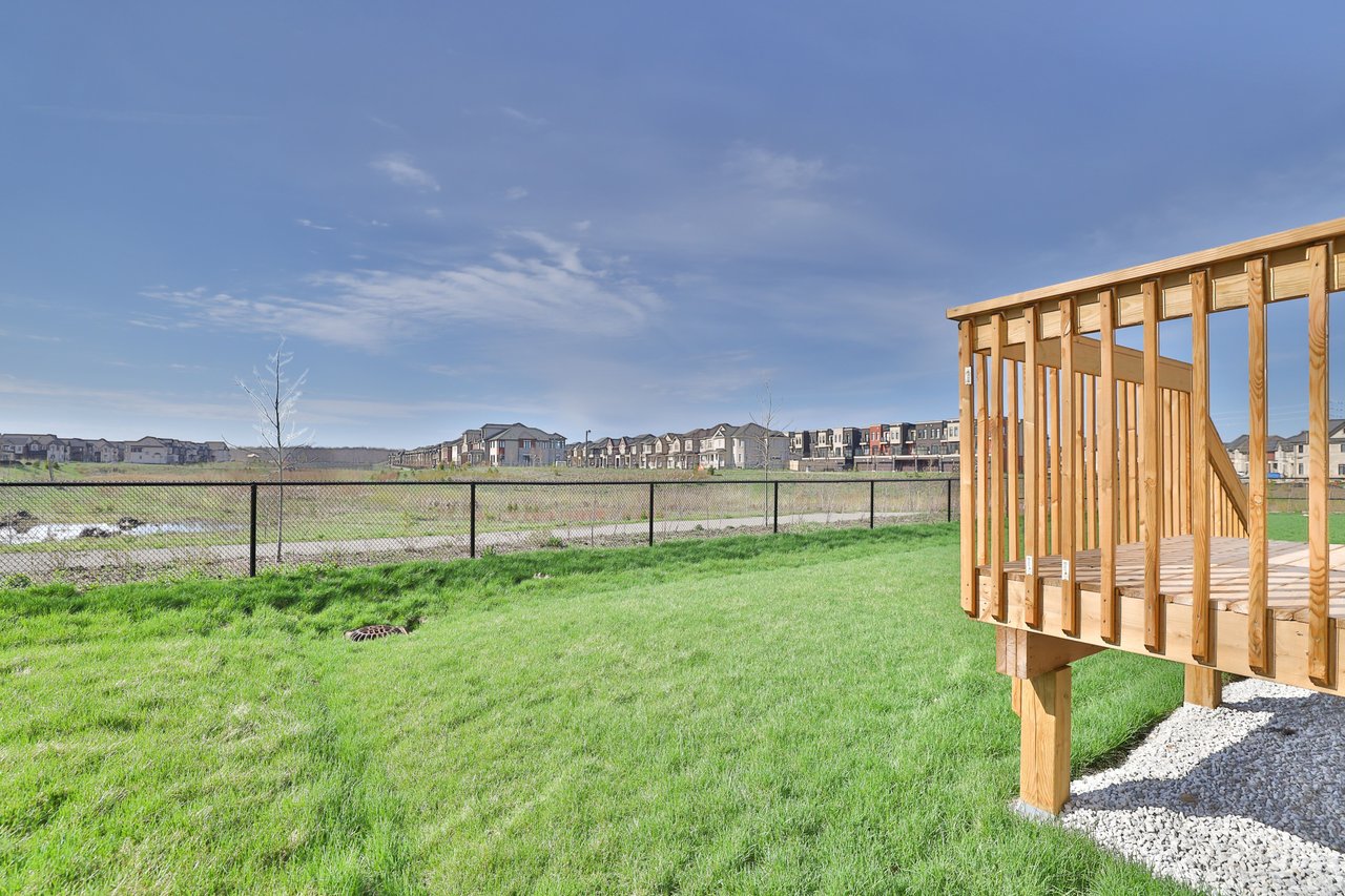 37 North Park Boulevard, Oakville