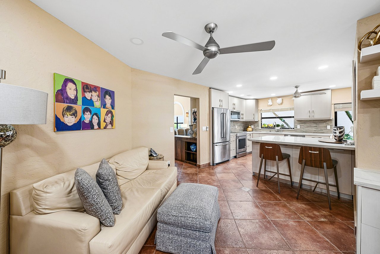 5068 Via De Amalfi Drive