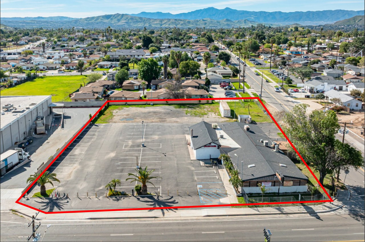 10390 Arlington Ave – Ground Lease Opportunity