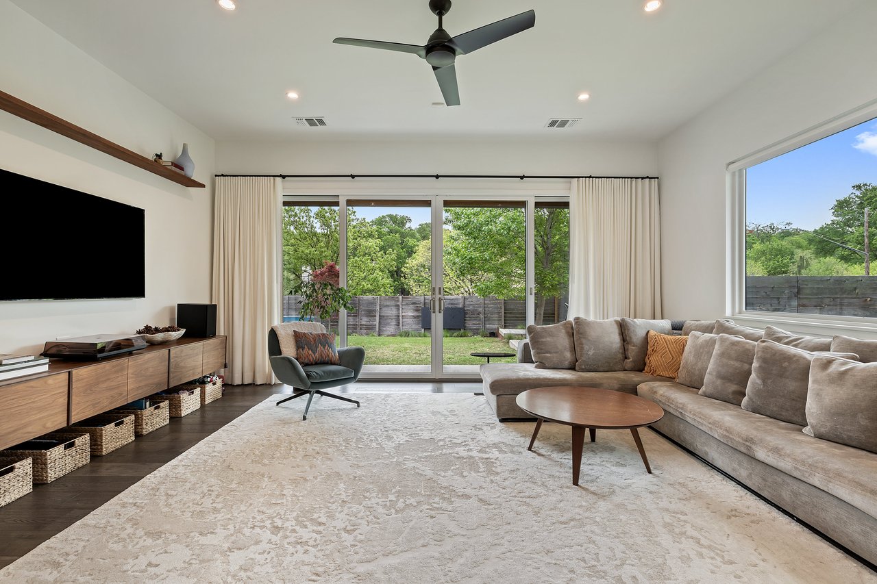 2500 Cedarview Drive