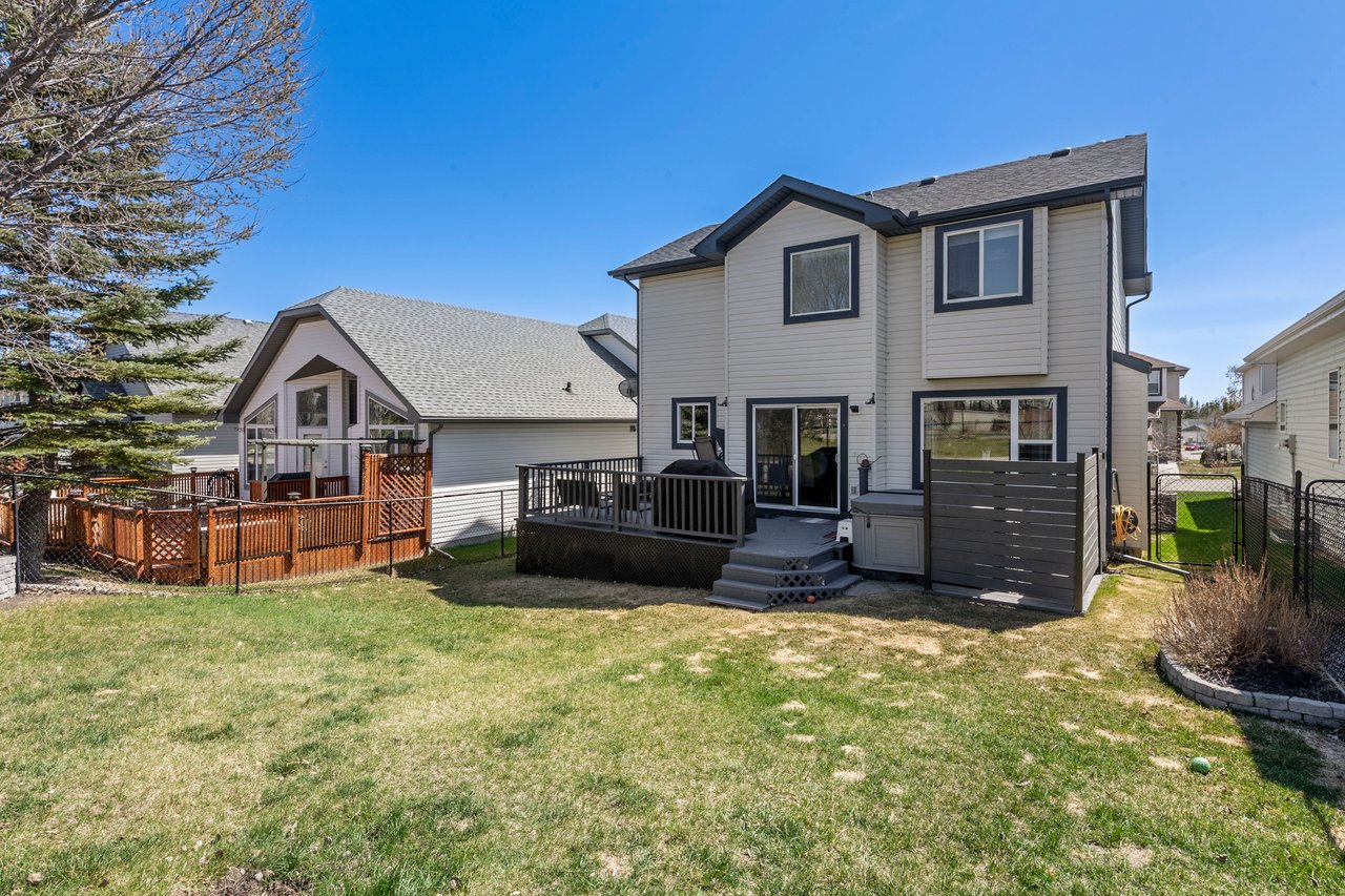110 Rocky Ridge Green NW
