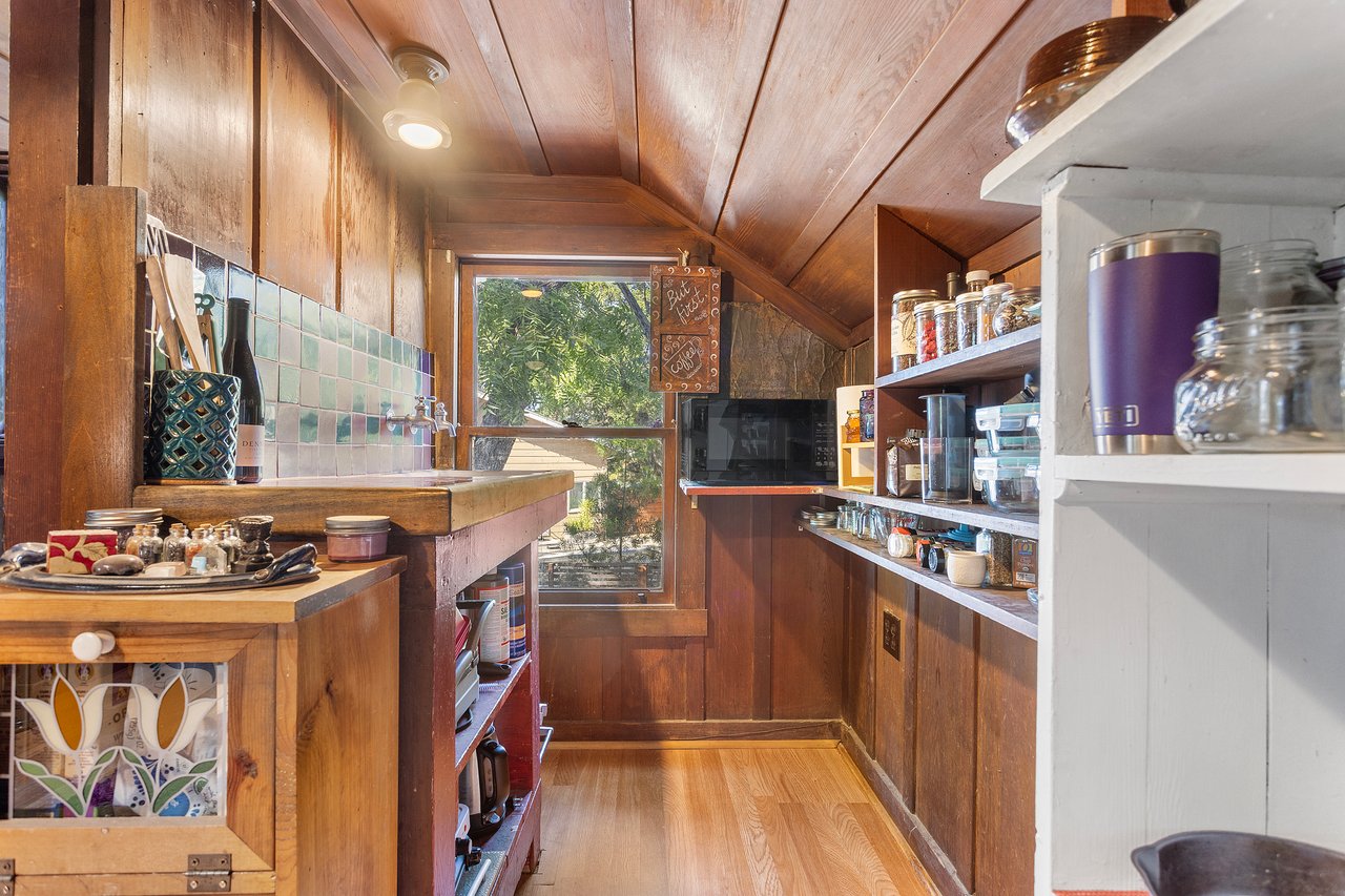 14275 Saratoga Ave, Saratoga