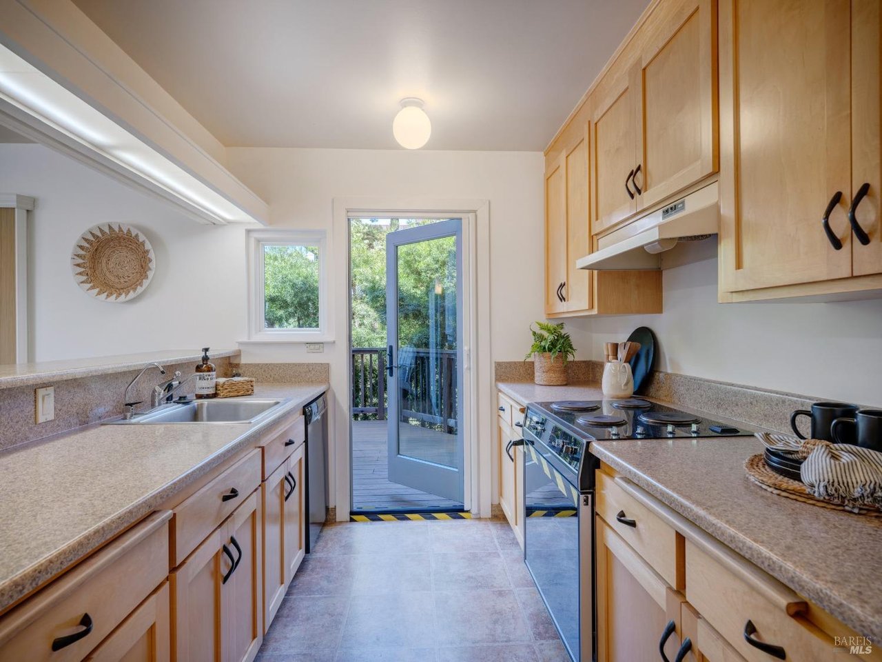 7 Lower Via Casitas
